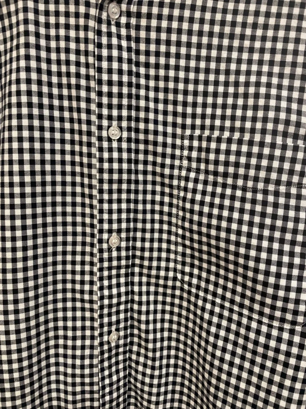 Banana Republic Black & White Gingham Button-Down Untucked Shirt